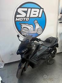 Yamaha T Max 560
