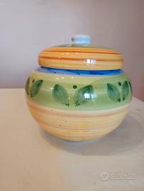 Biscottiera di ceramica