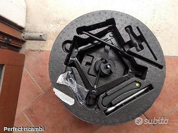 Set attrezzi per fiat e jeep