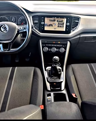 volkswagen t-roc unico proprietario 