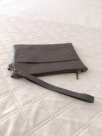 Pochette uomo in vera pelle
