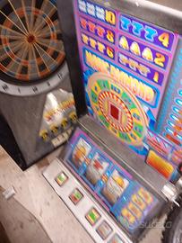 slot machine touchscreen freccette 