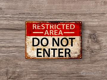 Targhetta Metallo Restricted Area 30x20 cm | Do No