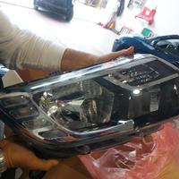 Faro destro a led  Dacia sandero /logan  dal 2017 