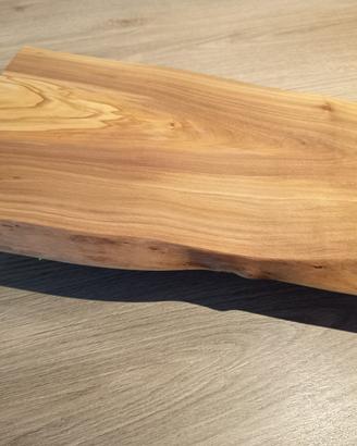 Tagliere artigianale in legno di ulivo 41,5 cm