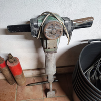 Martello demolitore Hitachi 220v