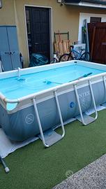 Piscina fuori terra intex usata /pezzi di ricambio