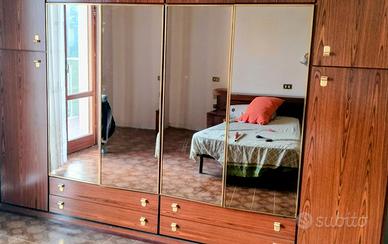 ** armadio camera da letto, specchiato grande**