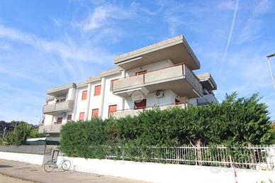 3 LOCALI A CAMPOMARINO