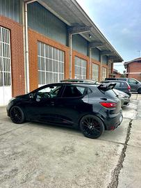Clio trophy 220