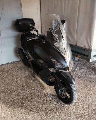 Kymco 400i xciting
