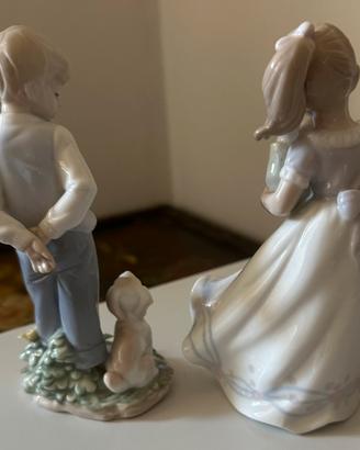 Coppia Statuine in Fine Porcellana "Morena"