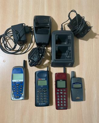 VECCHI TELEFONI CELLULARI