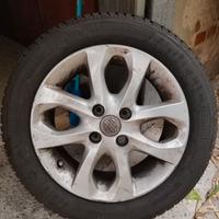 Gomme nuove 4season  auto e cerchi in lega 