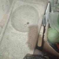 lavabo stile vecchio e piatto doccia 