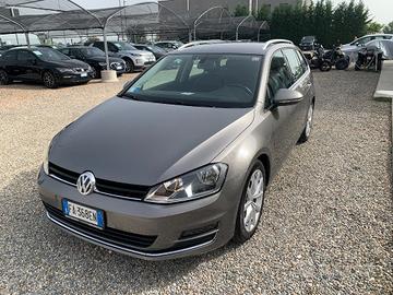 VOLKSWAGEN Golf Variant 1.6 TDI 110 CV Highline