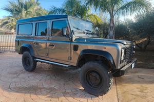 Defender 110 SW 300 tdi