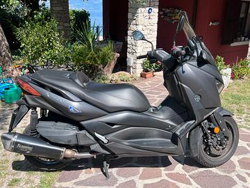 Yamaha XMAX 400 ABS