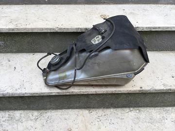 Honda SW-T400 - serbatoio