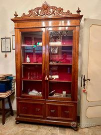 Vetrina antica in legno