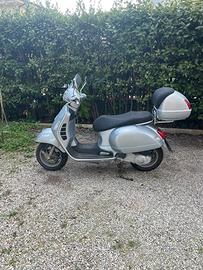 Vespa GT 250