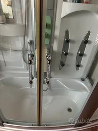Cabina doccia con vasca