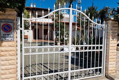 Villetta indipendente con giardino a Torre Orso