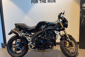 Triumph Speed Triple 1050