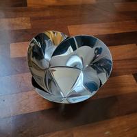 Portafrutta e cestino Alessi coordinati