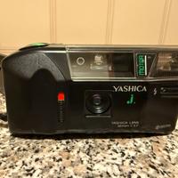 Macchina fotografica Kyocera Yashica