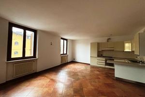 Bilocale con cantina e posto auto coperto