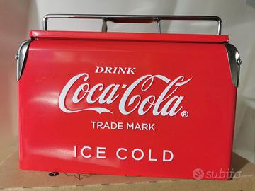 Ghiacciaia Coca Cola