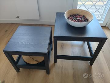 Coppia di tavolini neri da salotto