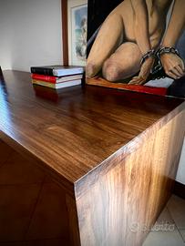Mobile TV in rovere massello