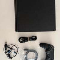 Playstation 4 slim