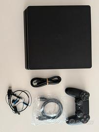 Playstation 4 slim