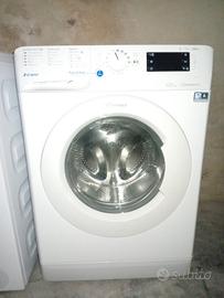 Lavatrice Indesit 7 kg classe A 1200 giri