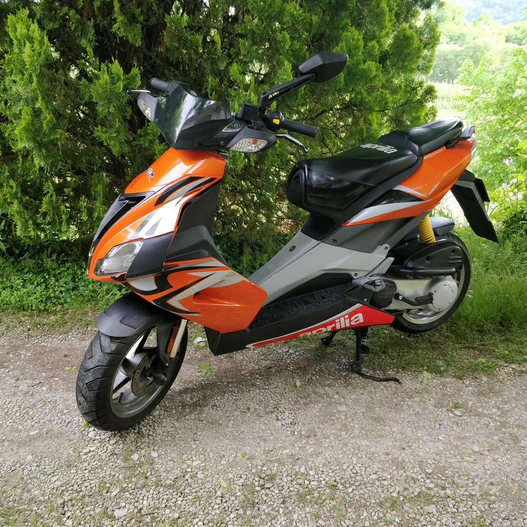 Moto Aprilia Sr 50 Usata Aprilia Sr Cerco Motorino 50 Usato