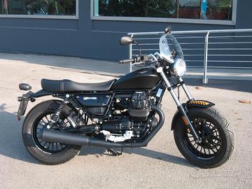 Moto Guzzi V9 BOBBER ABS E4