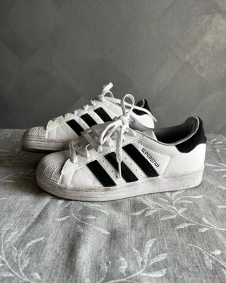 Adidas Superstar J– taglia 35.5 bianco/nero