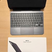 MAGIC KEYBOARD IPAD PRO 11 M4/M5