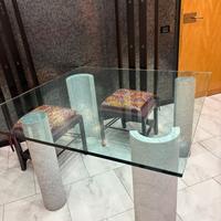 Tavolo da pranzo in vetro con basi cilindriche mod