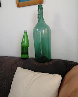 bottiglione vintage raro  da 6 litri pulito. 