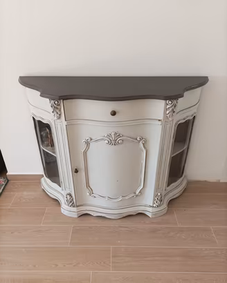 credenza restaurata 