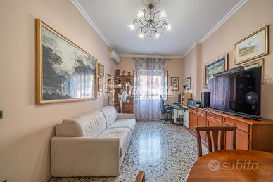 Spazio,luce e servizi sotto casa:il bilocale perfe