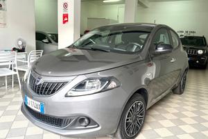 Lancia Ypsilon 1.0 S&S Hybrid Ecochic Gold 78.000k