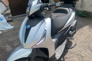 Piaggio Beverly 400s