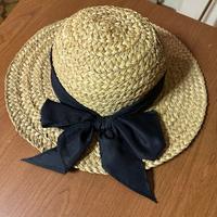 Cappello di Paglia Elegante – Tesa Larga