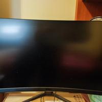 "Monitor curvo gaming MSI 2k 1ms 165hz 27 pollici