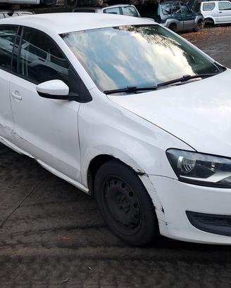 VW POLO 2012 SOLO PER RICAMBI